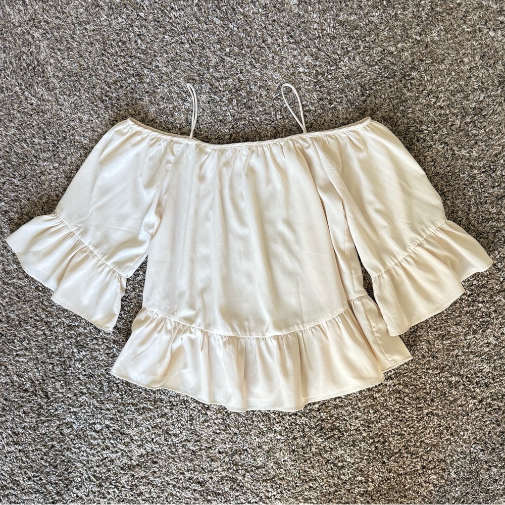 Umgee USA Chic Cream Off-Shoulder Bell Sleeve Women’s Blouse Small